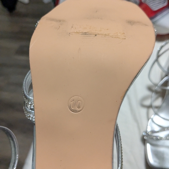 Square-toed Heels - Picture 2 of 2